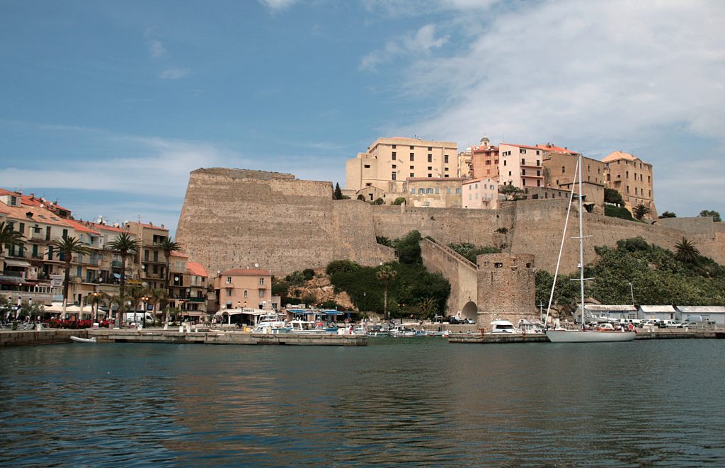Calvi - Port et citadelle 