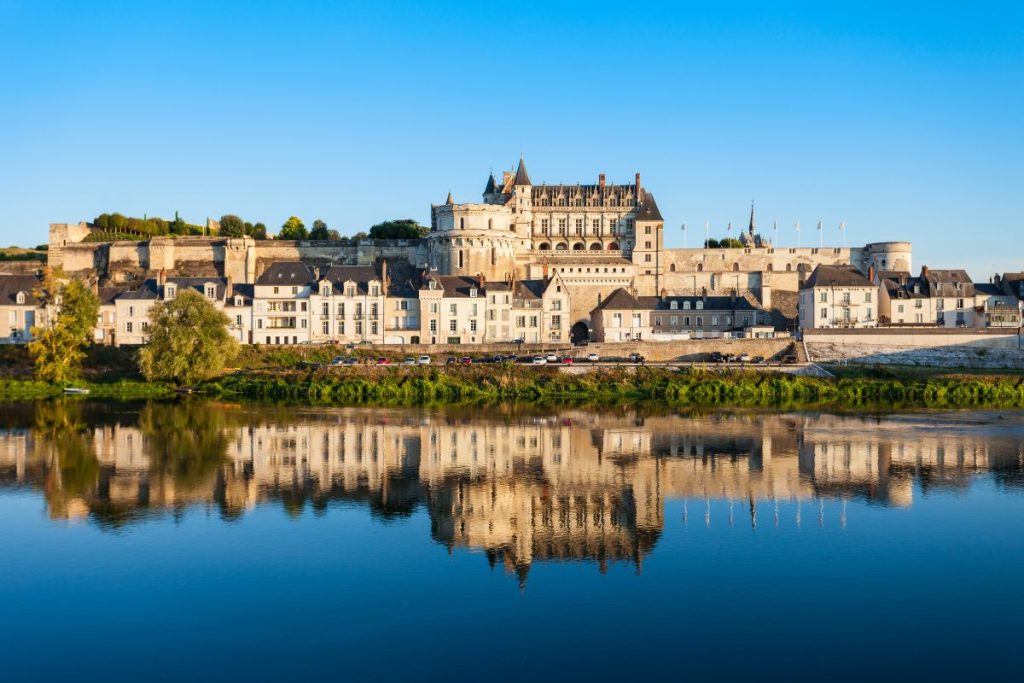 la perle médiévale du Val de Loire à découvrir absolument