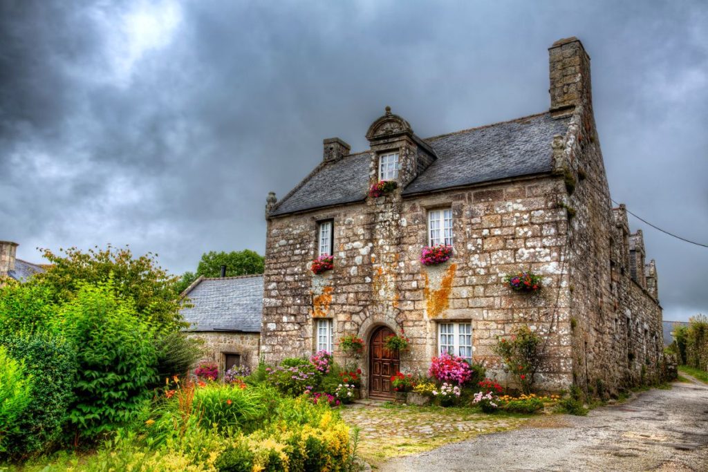 Ce petit village est un trésor breton préservé du temps