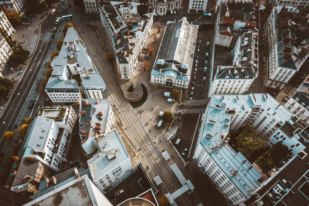 photographie aérienne de bâtiments