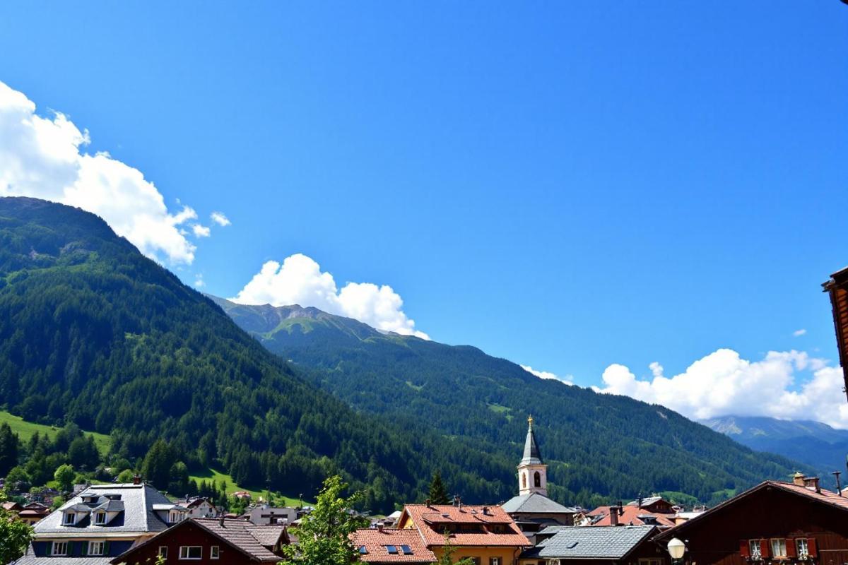 En Provence, ce village fortifié semble tout droit sorti d’une carte postale