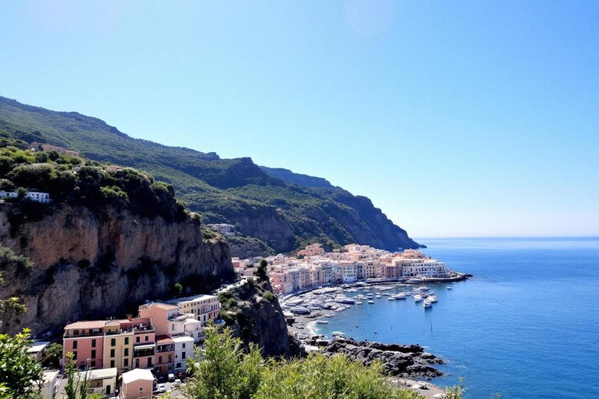 Adieu Capri : cette perle italienne sauvage offre des panoramas à couper le souffle