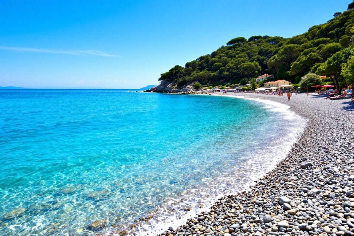 Saint-Tropez n’a qu’à bien se tenir : cette perle corse sauvage séduit les voyageurs avertis