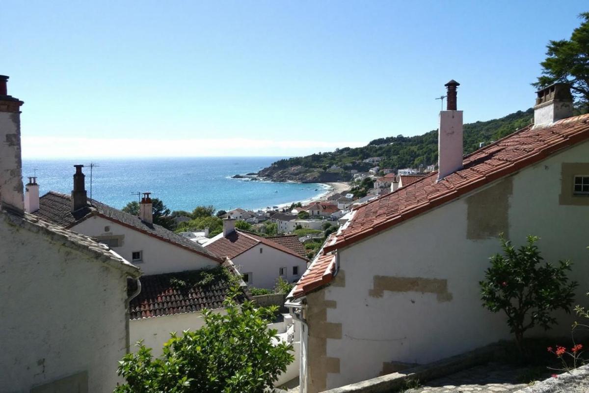 Moins connue que Biarritz, plus authentique que Saint-Jean-de-Luz : cette station du Pays basque séduit par son charme discret