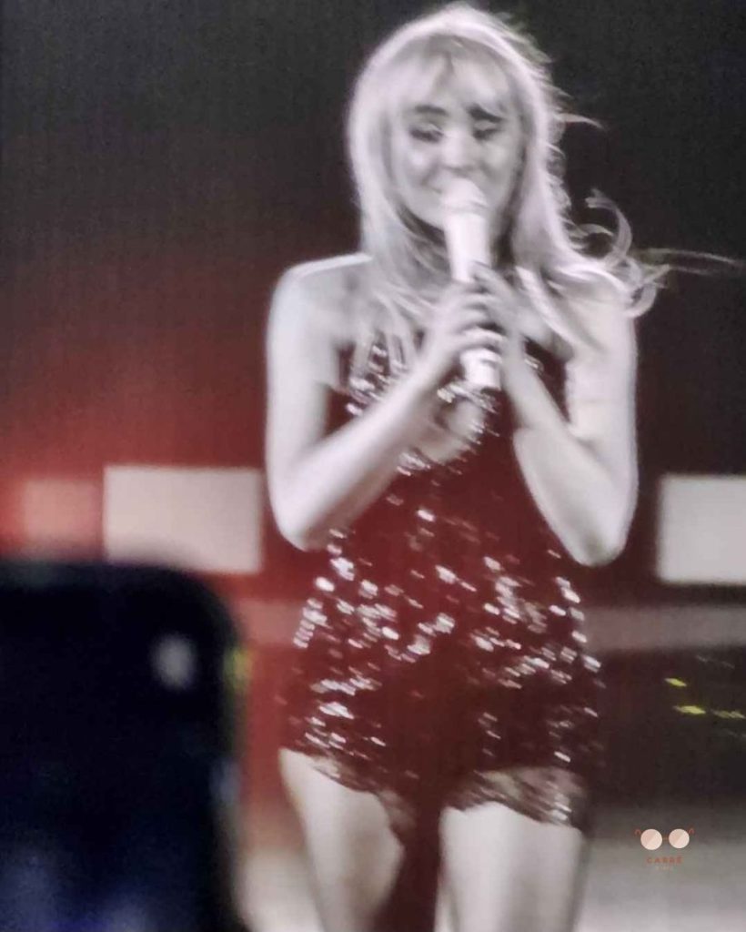 Photo de Sabrina Carpenter (carredinfo.fr)